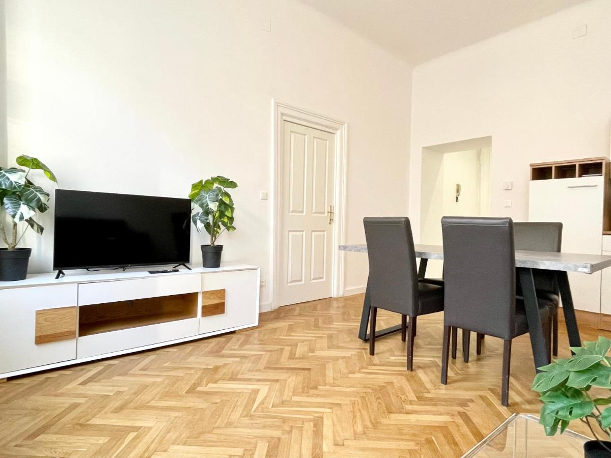 Premium At Famous Kutschkermarkt Appartamento *