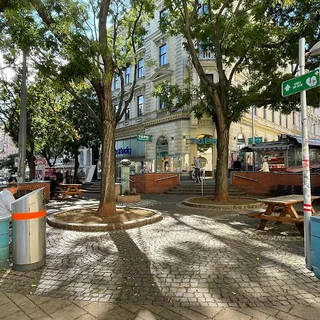 Premium Residence At Famous Vienna Kutschkermarkt Exterior foto